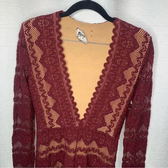 Nightcap revolve boho lace plunging romper celebrity favorite medium concert - Picture 9 of 9